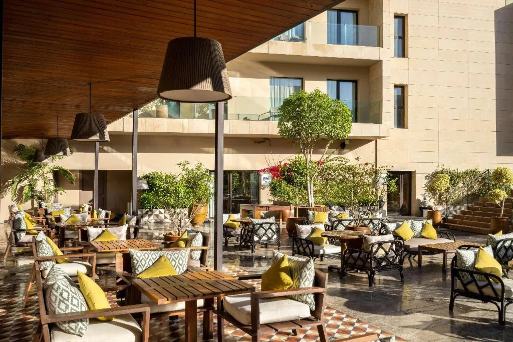 Bar, Radisson Blu Hotel Marrakech Carré Eden, Marrakech