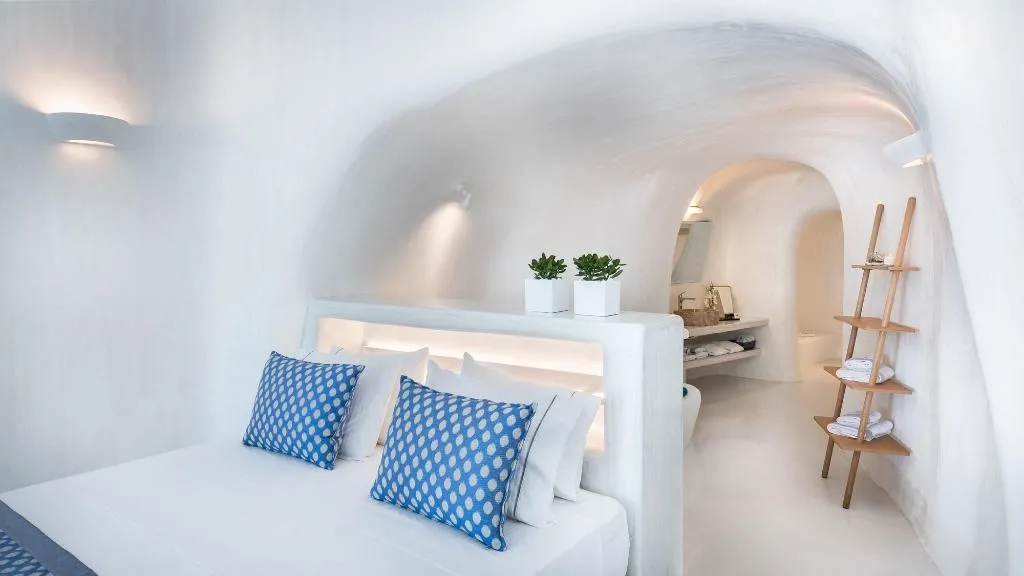 Room, Maregio Suites, Santorini