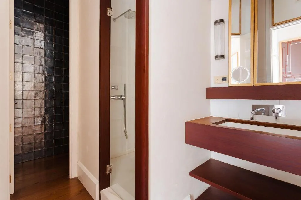 Double or Twin TWO BEDS Room, Do: Placa Reial, Barcelona