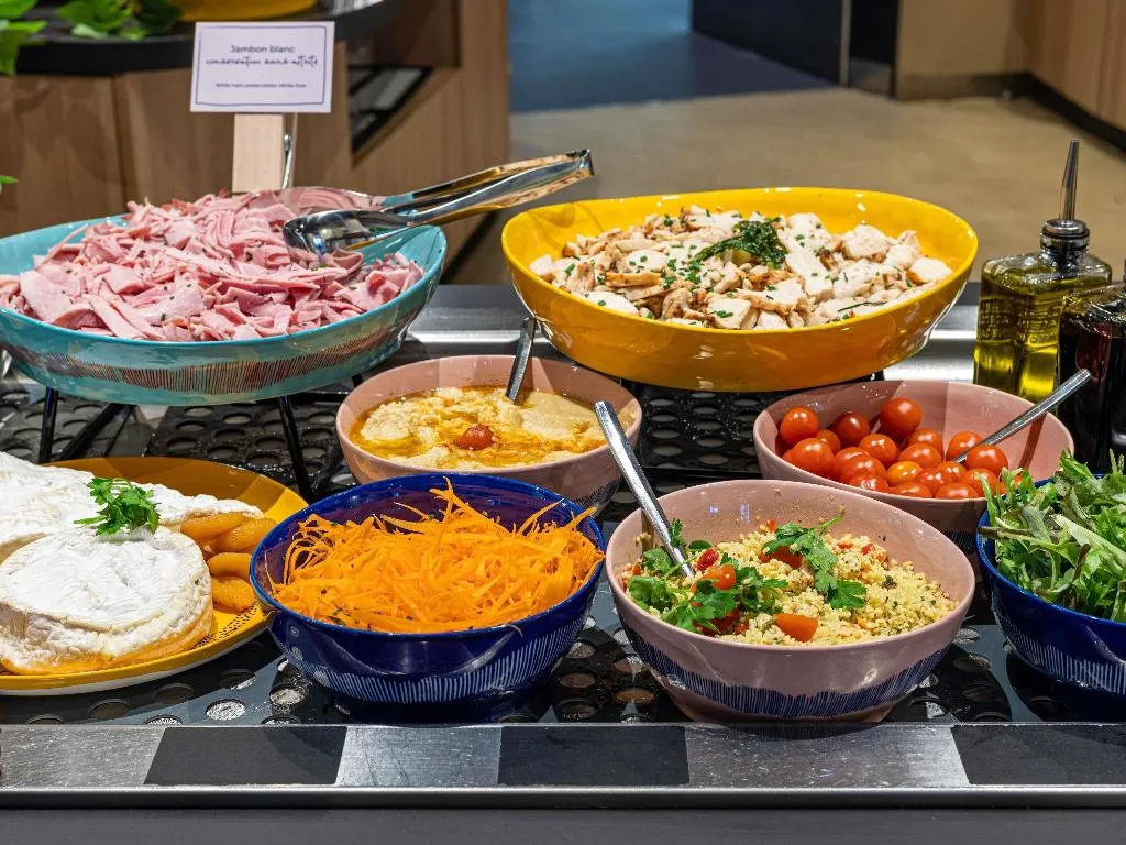 Restaurant, Novotel Sharjah Expo Centre, Dubai