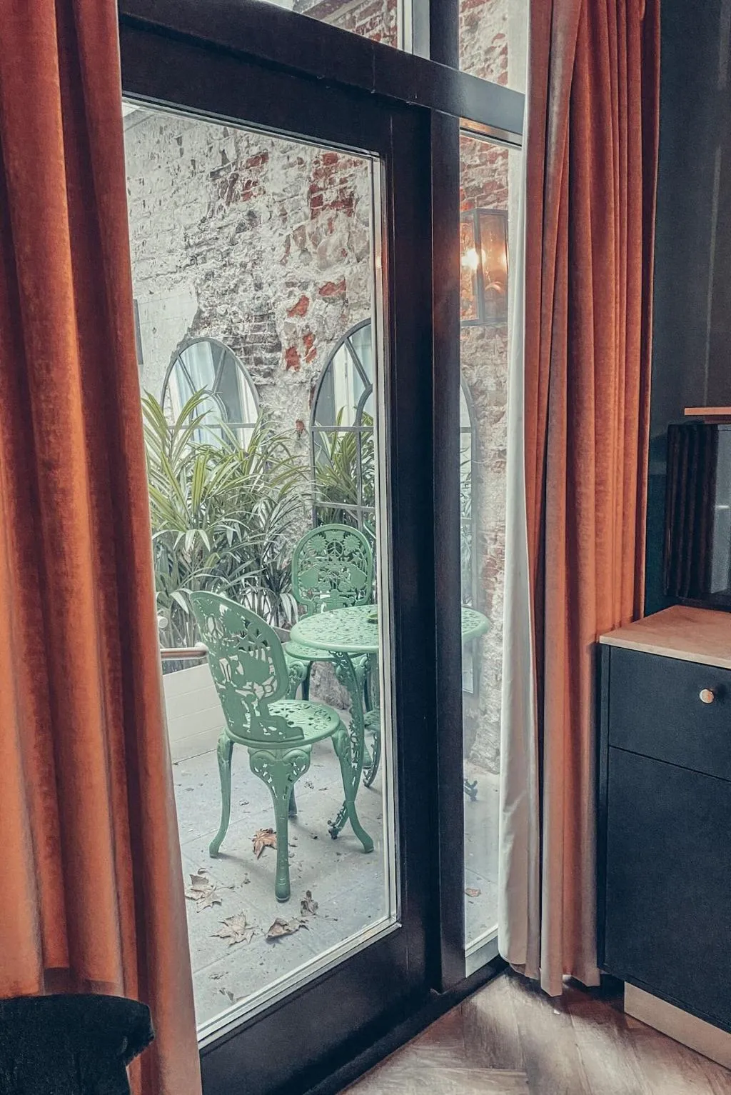 Room, Mr. Monkey Amsterdam, Amsterdam