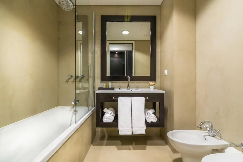 Double or Twin STANDARD Room, Universal Boutique Hotel, Porto