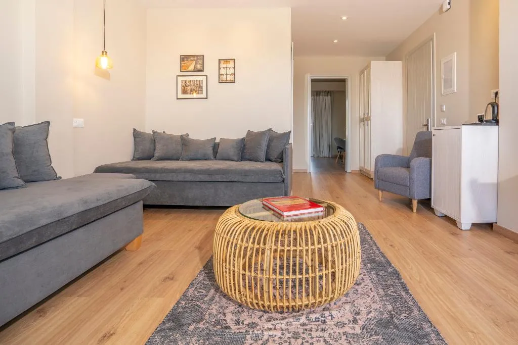 BUNGALOW CAPACITY 1 Room, Art Hotel Debono, Corfu