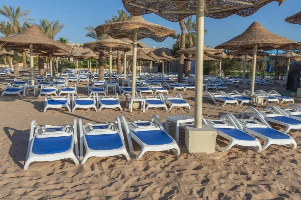 Beach, Cataract Layalina Hotel, Red Sea Riviera