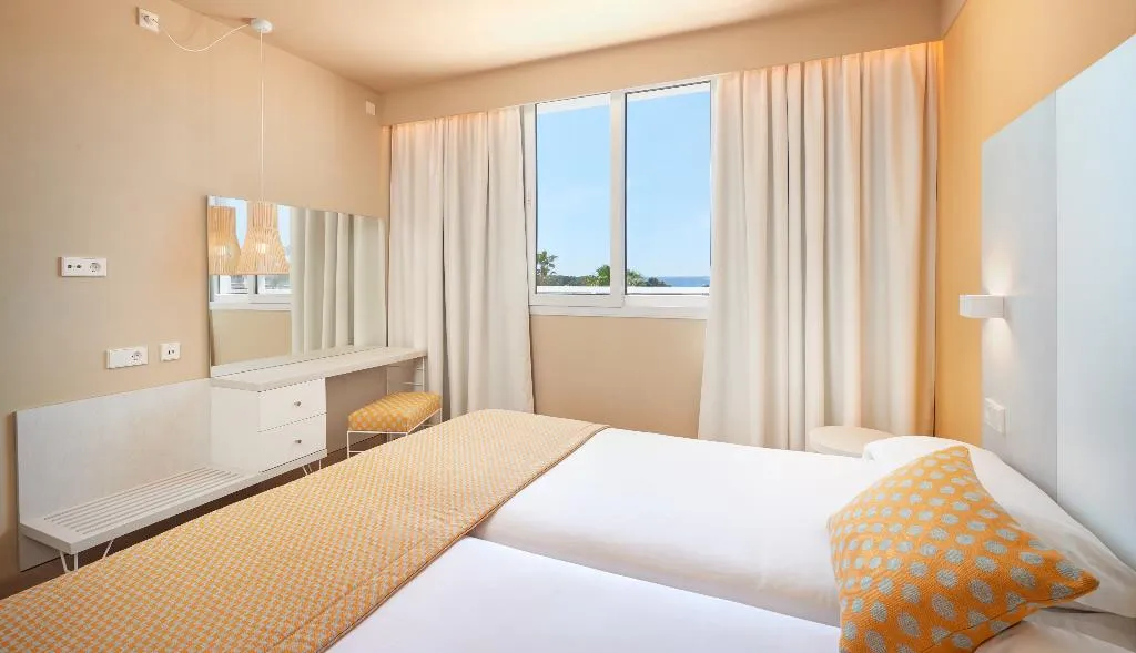 APARTMENT SUPERIOR Room, Protur Vista Badía Aparthotel, Majorca