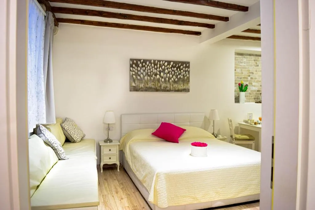 Room, Rilati Old Town Palace, Dubrovnik