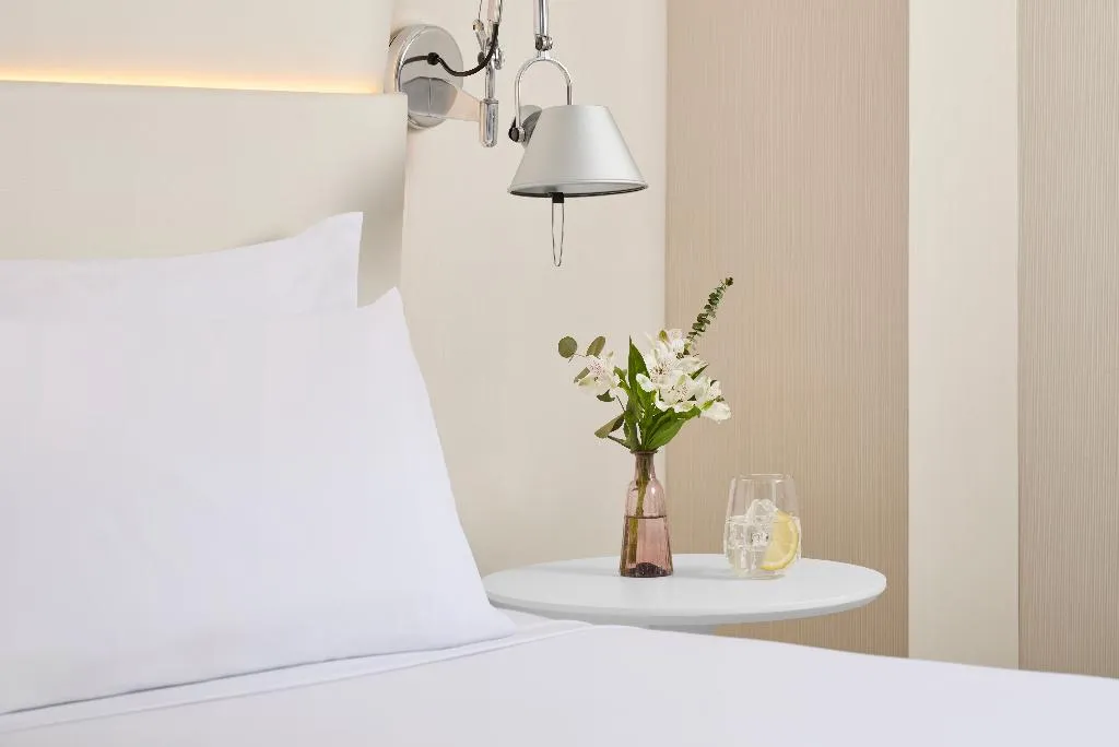 DOUBLE SUPERIOR Room, NH Madrid Balboa, Madrid