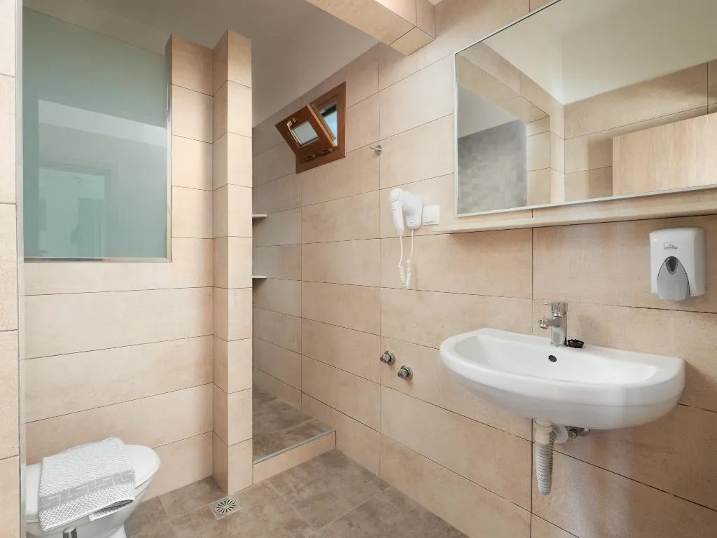TRIPLE SEA VIEW POOL VIEW Room, Spiros-Soula Family Hotel & Thematic Suites, Crete