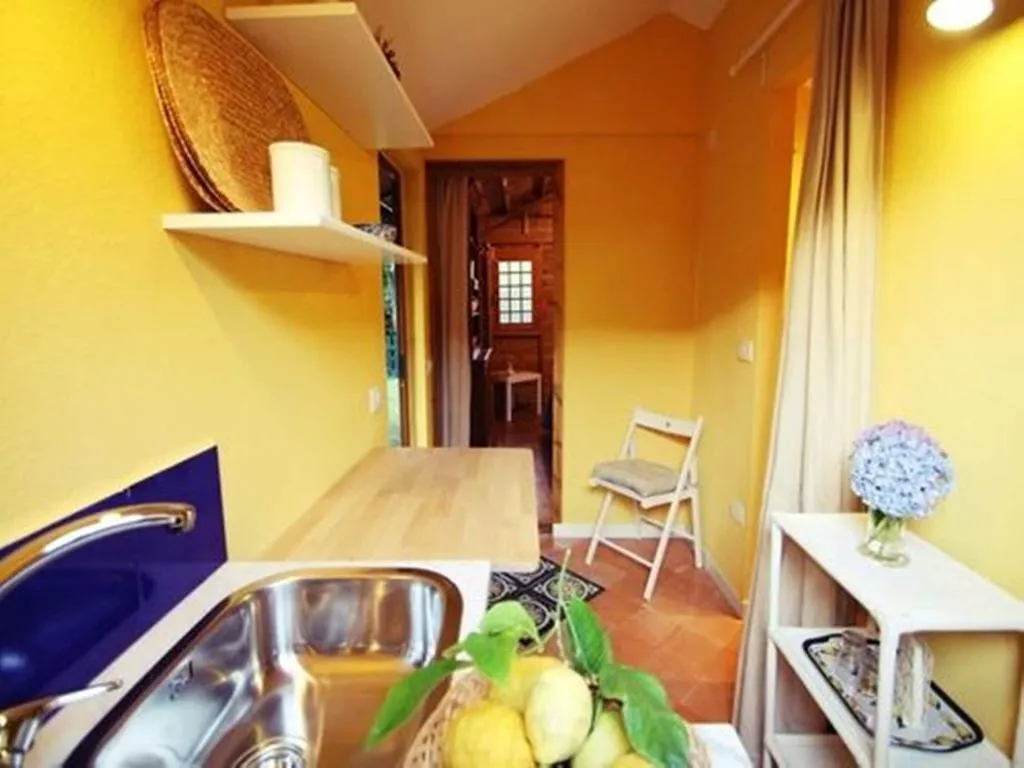 Room, Chalet Lidia, Naples