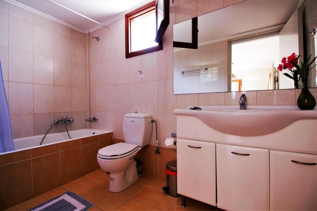 Room, Ampavris Family Apartments, Kos