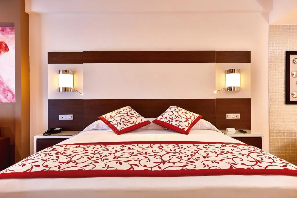 JUNIOR SUITE GARDEN VIEW Room, Riu Palace Costa Mujeres - All Inclusive, Cancun Area