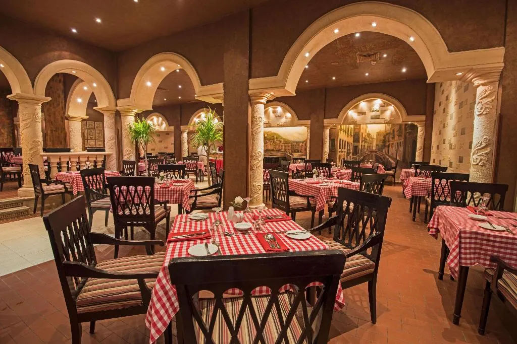 Restaurant, Sunrise Royal Makadi Resort, Red Sea Riviera
