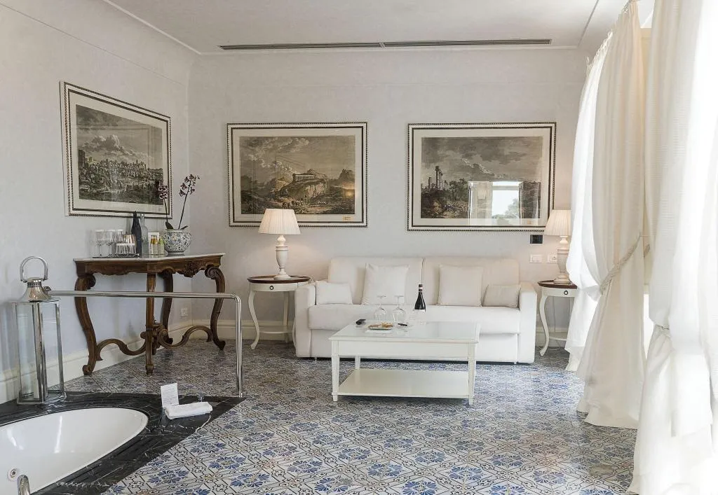 VILLA KING SIZE BED Room, Villa Athena, Catania