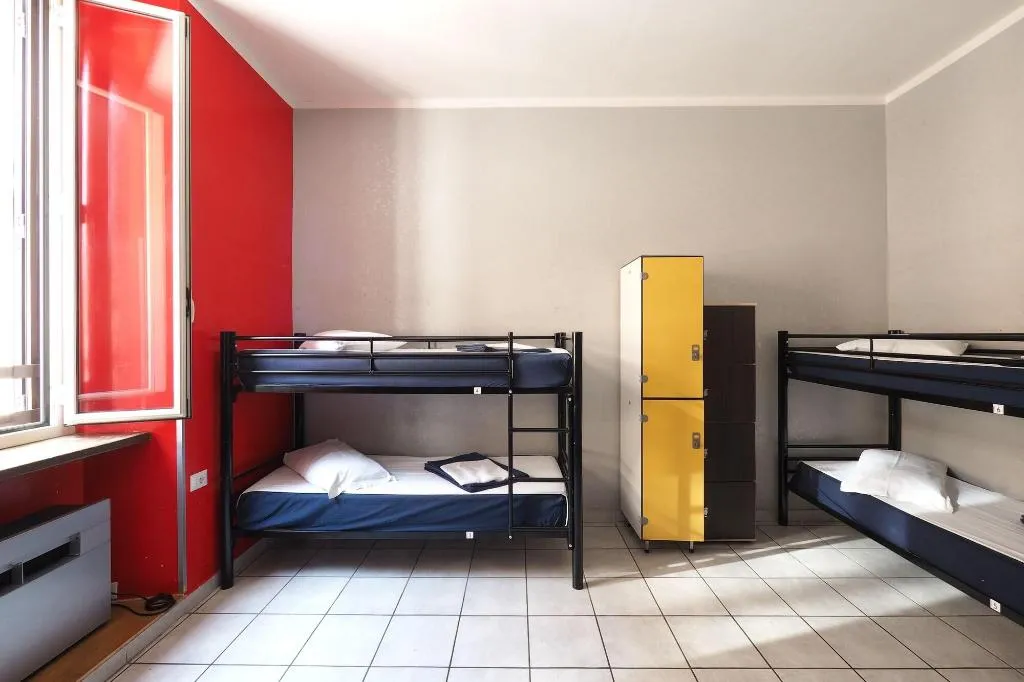 Room, Alessandro Downtown Hostel, Naples