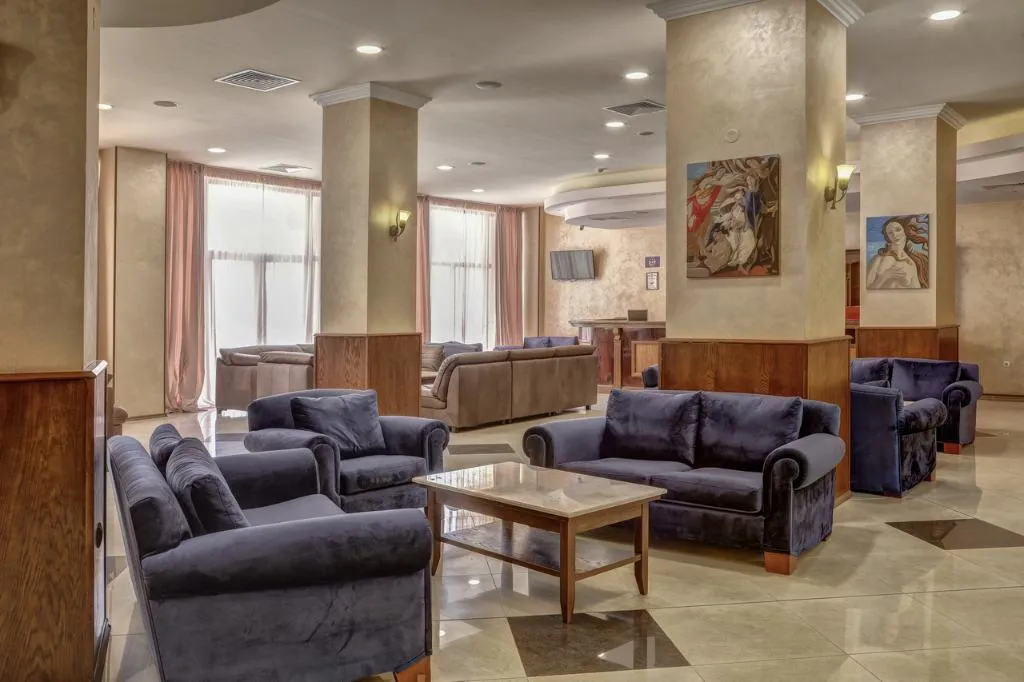 Lobby, Continental, Varna
