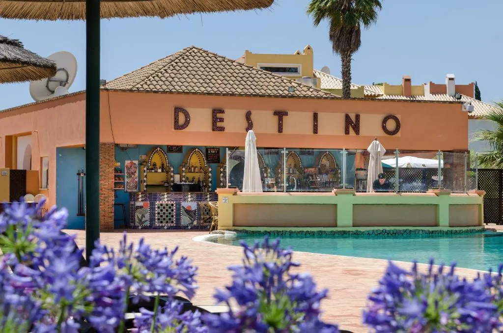 General view, Jardim da Meia Praia, Algarve