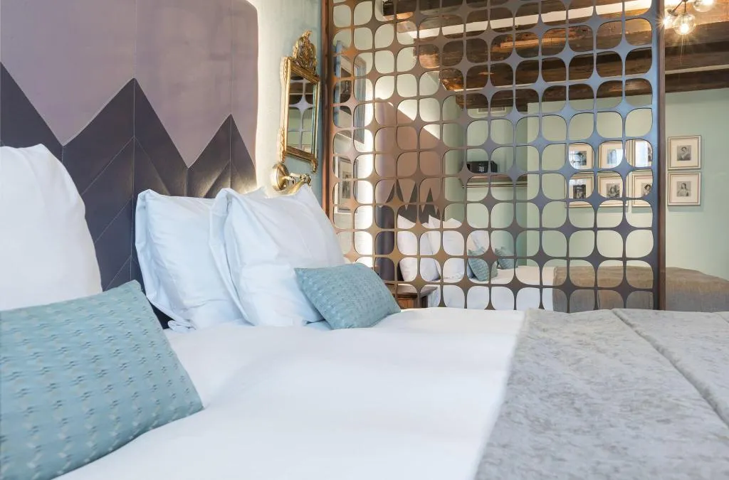 Room, The Hendrick S Hotel, Amsterdam