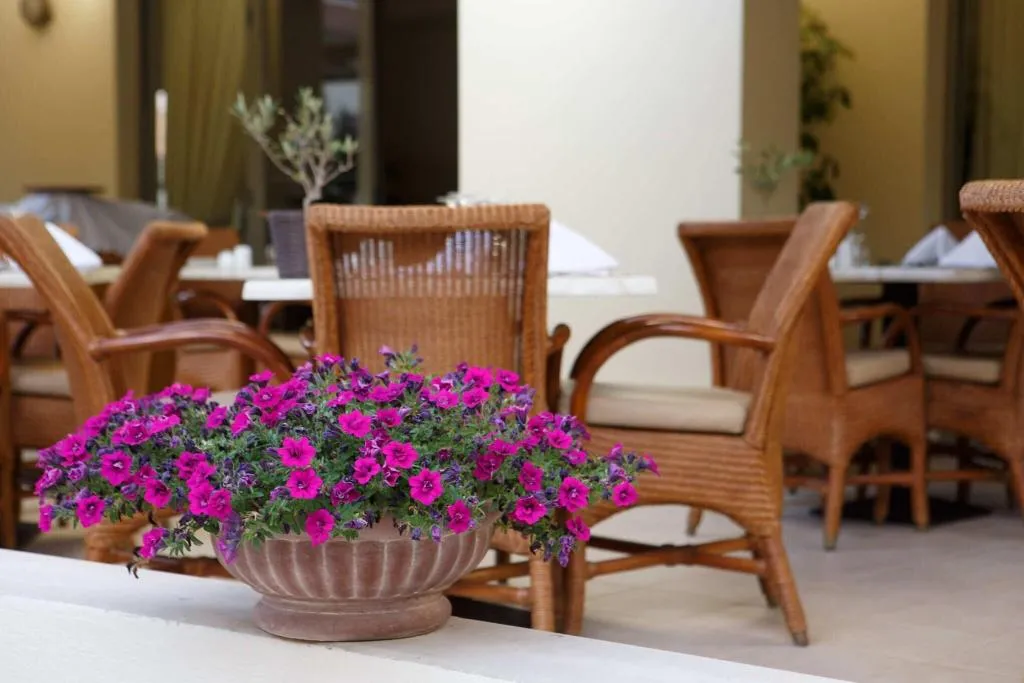Restaurant, Santa Marina Plaza, Crete