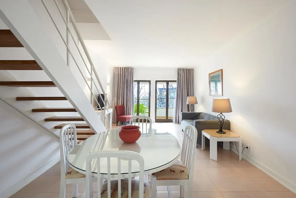 APARTMENT DUPLEX Room, Clube do Lago Hotel, Lisbon