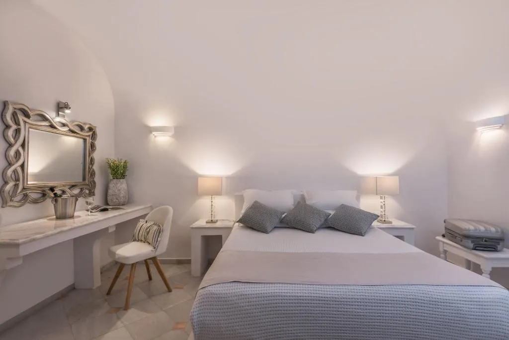 Room, Anteliz Hotel And Suites, Santorini