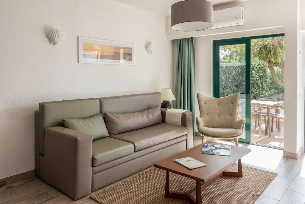 APARTMENT TWO BEDROOMS Room, Parque Monte Verde, Algarve