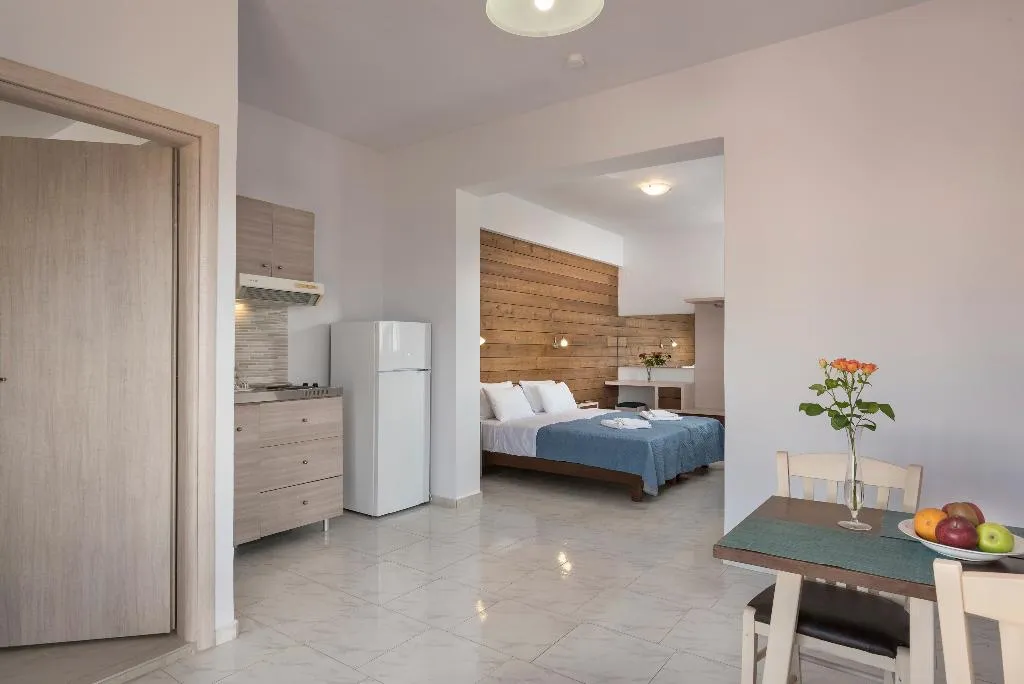 STUDIO COMFORT SEA VIEW Room, Esplanade Apartments, Crete