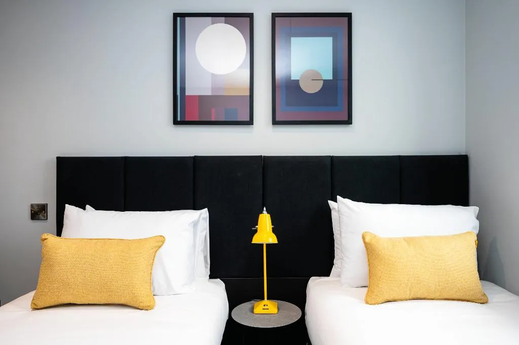 STUDIO CAPACITY 3 Room, Staycity Aparthotels Tivoli, Dublin