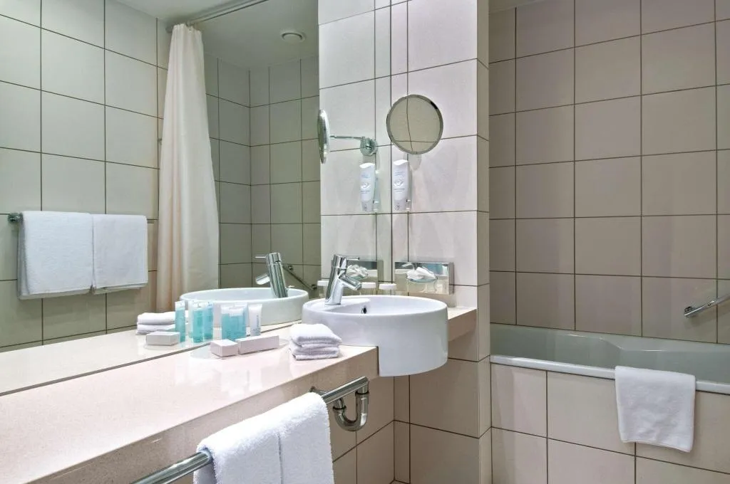 Room, Hilton Reykjavik Nordica, Reykjavik
