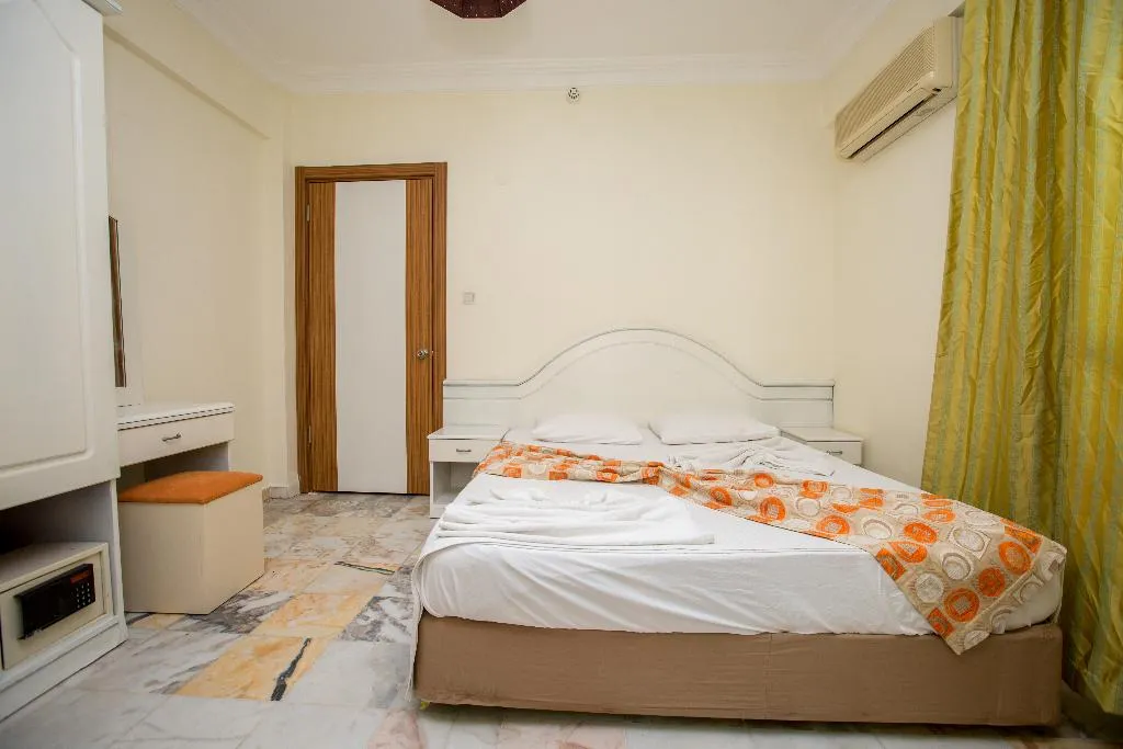 APARTMENT TWO BEDROOMS ONE BATHROOM Room, Side Papaya Apart Hotel, Antalya