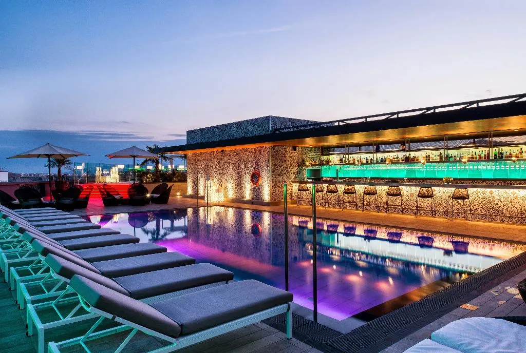 Pool, Catalonia Barcelona Plaza, Barcelona