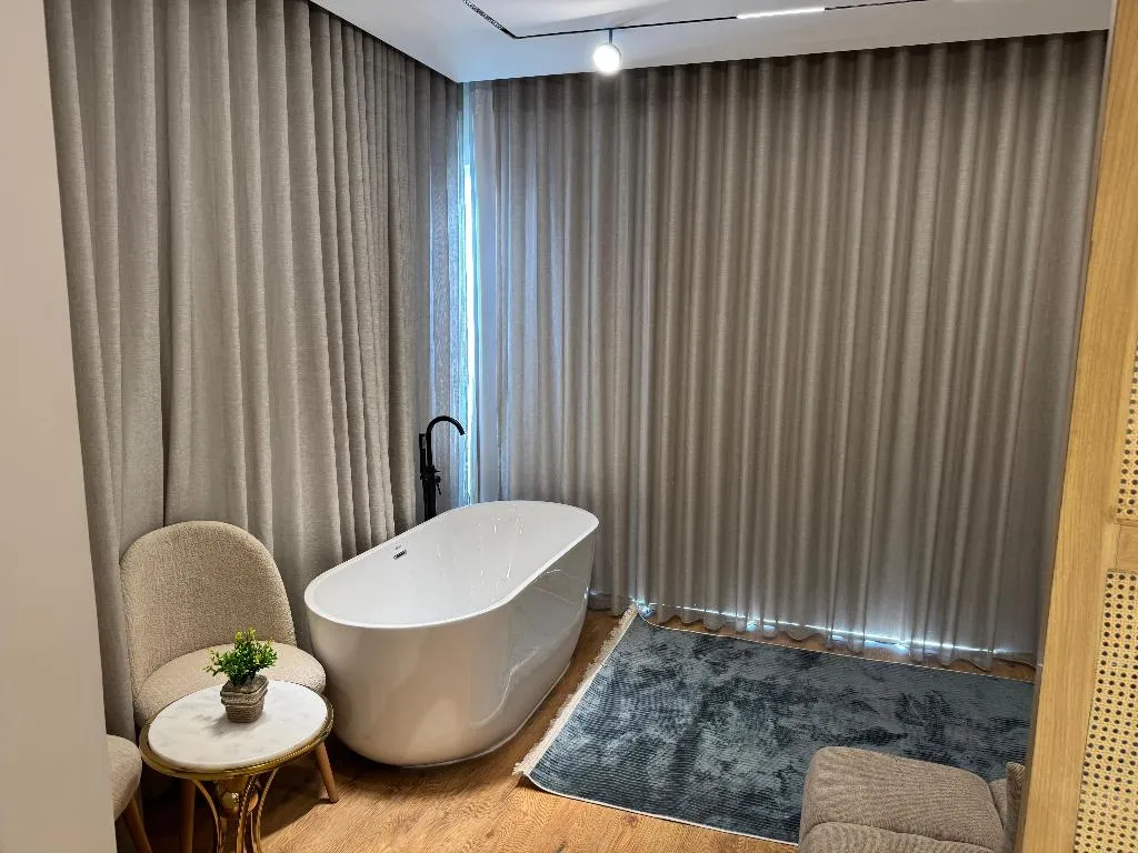 SUITE WITH BALCONY Room, Palacio Pyramids Hotel, Cairo
