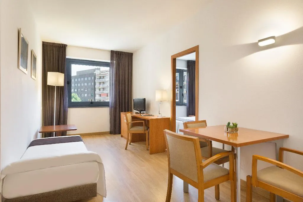 FAMILY ROOM STANDARD Room, Acta Azul, Barcelona