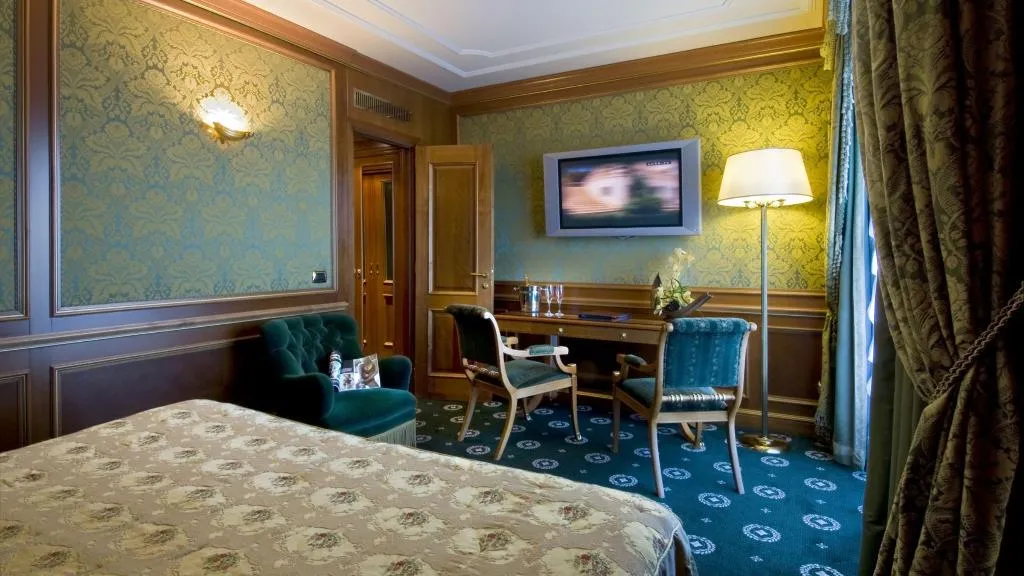 Room, Grand Hotel Dino, Milan