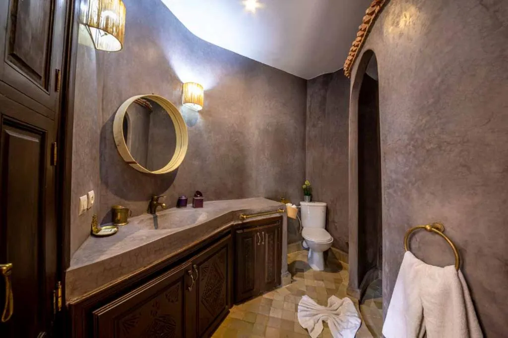 TRIPLE THREE BEDROOMS WITH AIR CONDITIONING Room, Riad 7 Saints, Marrakech