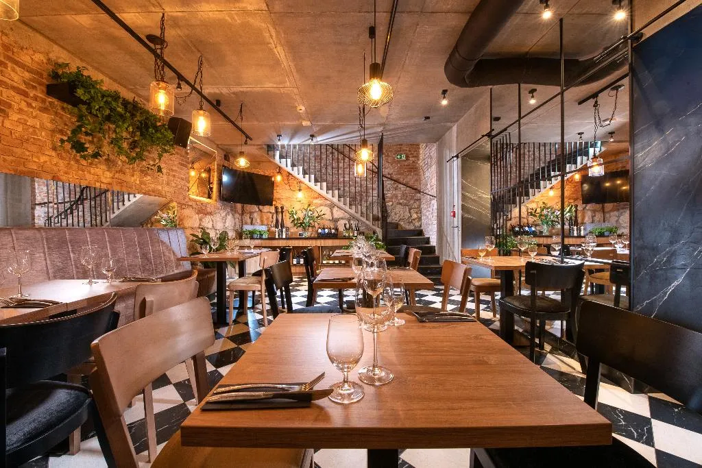 Restaurant, M29, Krakow