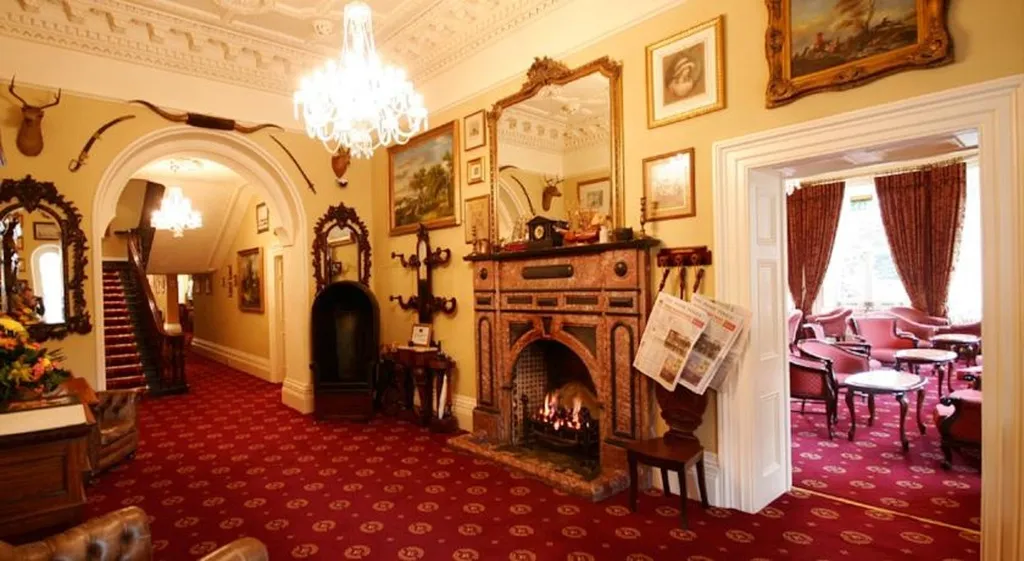 Lobby, Finnstown Castle Hotel, Dublin