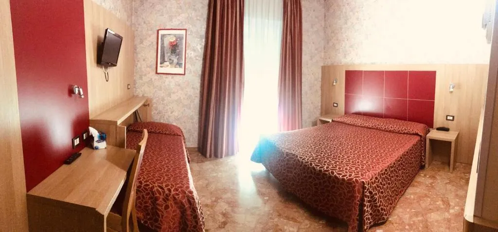 TRIPLE STANDARD Room, San Carlo, Venice