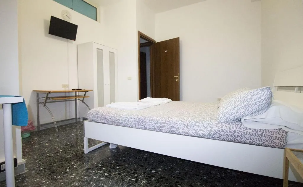 Room, Guest House Furio Camillo, Naples