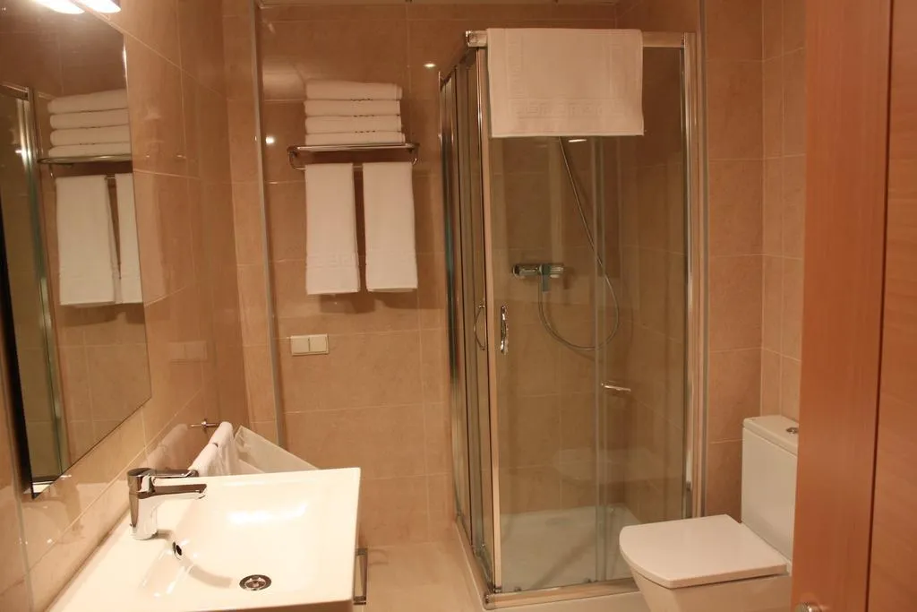 APARTMENT ONE BEDROOM Room, Debambu, Costa Del Sol