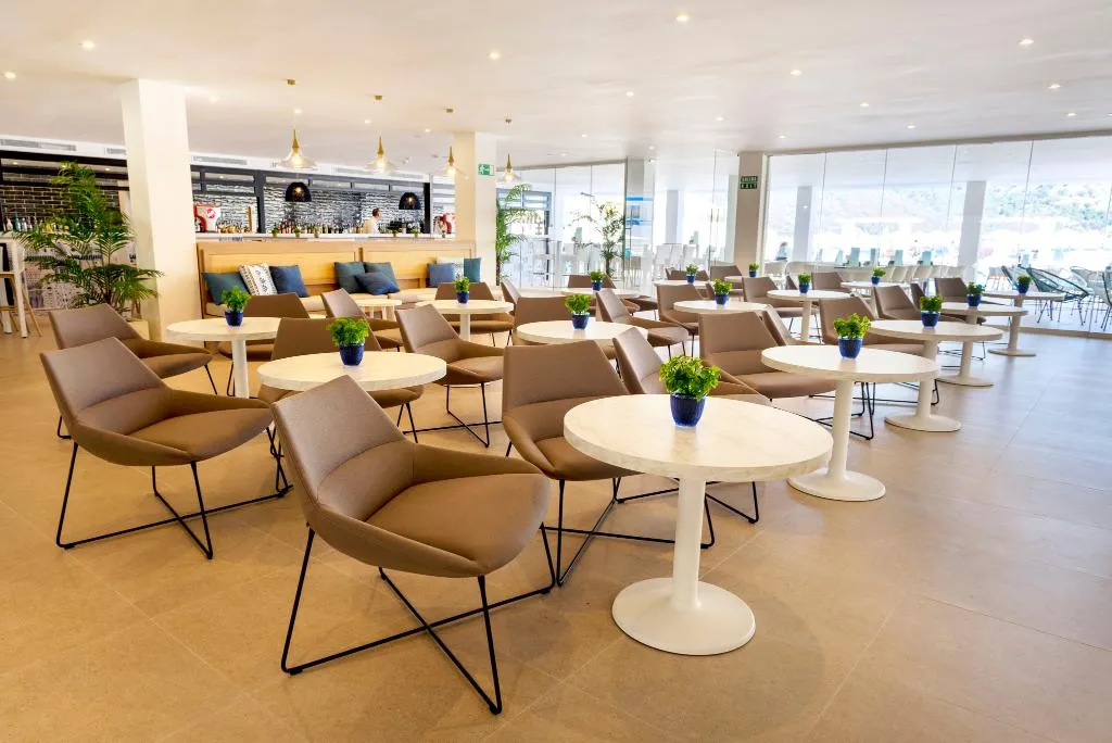 Bar, Parque Nereida Suites Hotel, Majorca
