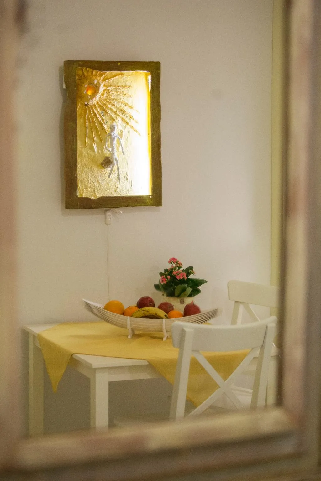 Room, Efchi Suites 1904, Rhodes