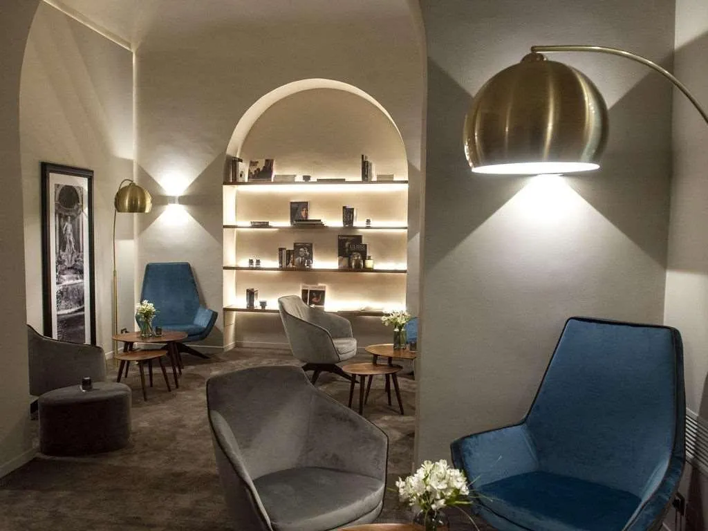 Lobby, Antico Albergo del Sole al Pantheon, Rome