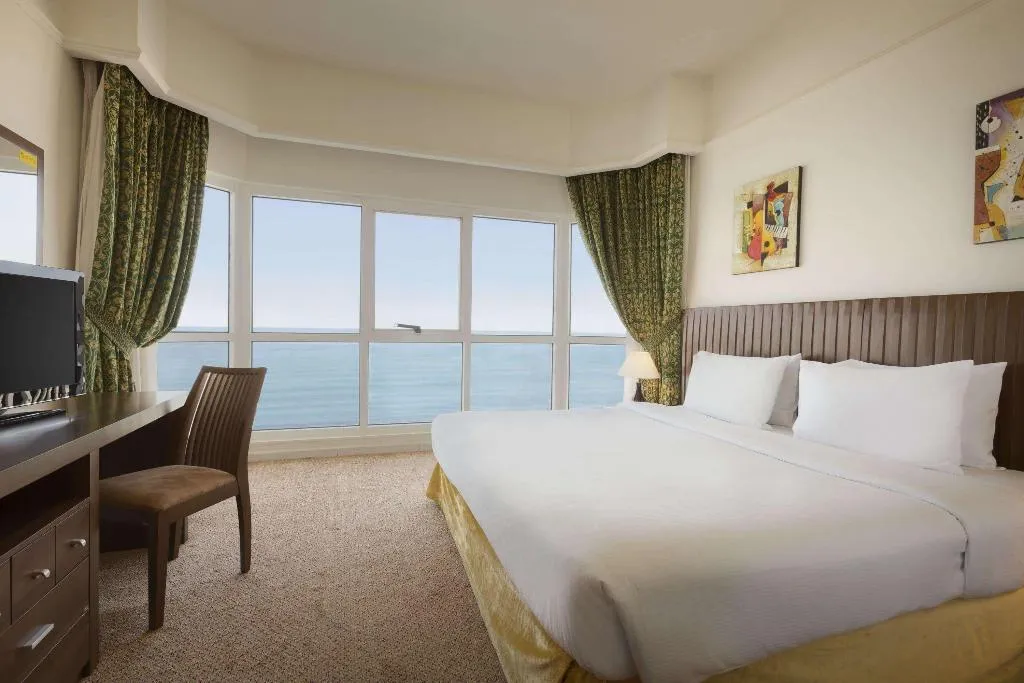 STUDIO DELUXE SEA VIEW Room, Ramada By Wyndham Beach Hotel Ajman, Dubai