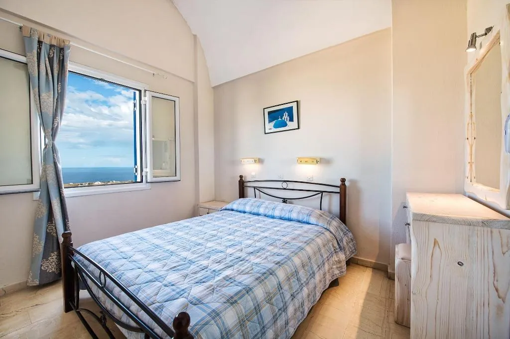 Room, Anatoli Hotel, Santorini