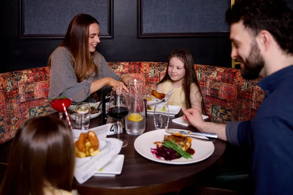 Restaurant, Newtown Park Hotel, Dublin
