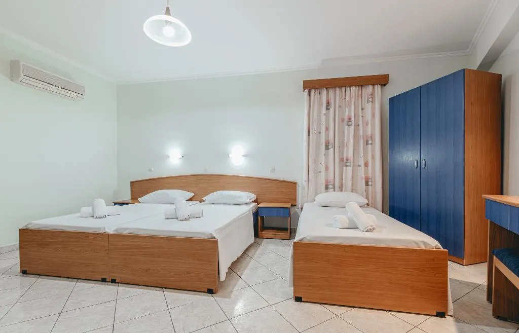 APARTMENT TWO BEDROOMS Room, Christina Apartments, Zante
