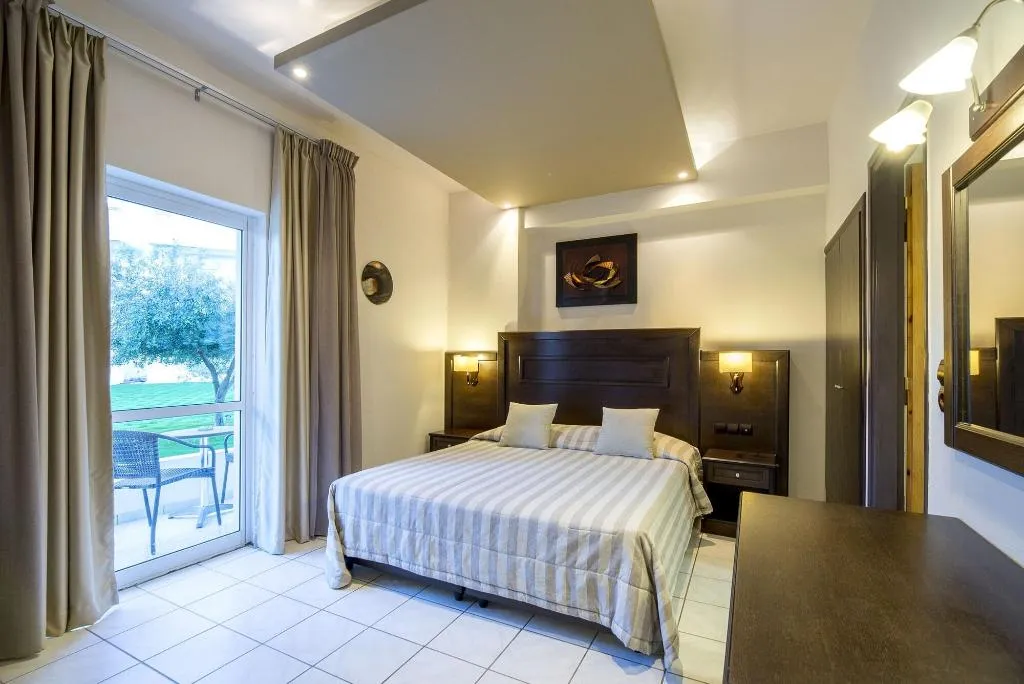 Room, SENSEANA Sea Side Resort & Aquadventure, Crete