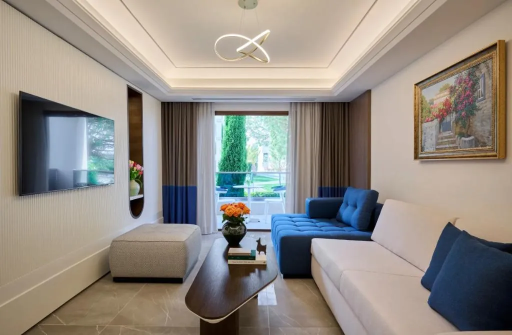 SUITE ONE BEDROOM Room, Pomegranate Wellness Spa Hote, Halkidiki
