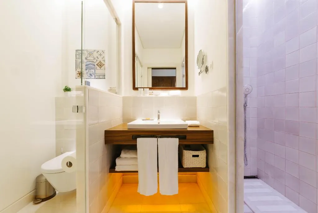 Room, Corpo Santo Lisbon Historical Hotel, Lisbon