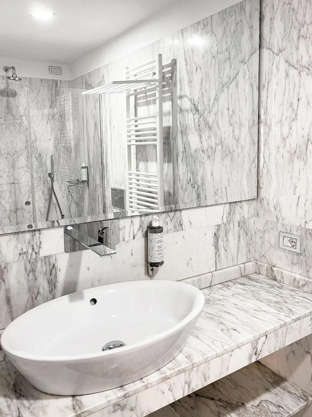 Double or Twin DELUXE QUEEN BED Room, Hotel La Scala, Florence